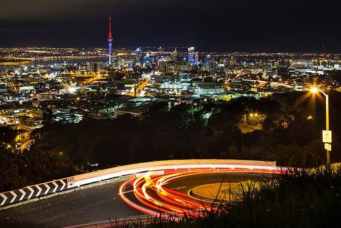 LARGE ENERGY USER AWARD FINALIST: Auckland Transport - street light switch saves energy
